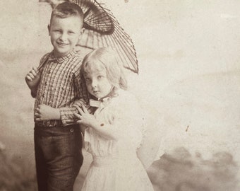 Vintage photo children and umbrella ca 1910's