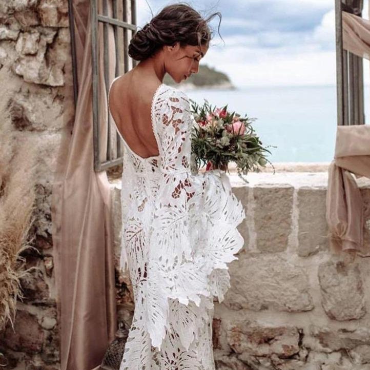 Romantic Leaf Lace Puffy Sleeve V-neck Boho Bridal Gown