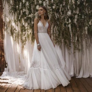 QUEEN EVEY | Boho Chiffon Lace Wedding Dress | Romantic Hand-Beaded Lace A-Line Gown | Customizable Bridal Dress Short Train | Queen Bridal