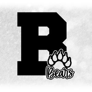 Könnte beinhalten: Ein schwarzer Buchstabe "B" mit einem Bärenpfotenabdruck und dem Wort "Bears" in einer Schreibschrift. Das Design ist vor einem strukturierten, cremefarbenen Hintergrund platziert und erzeugt eine einfache, kühne Grafik.