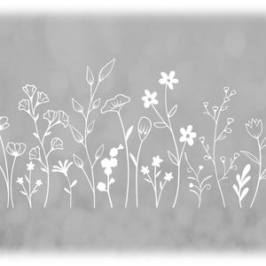 Clipart de flores y naturaleza: siluetas blancas simples y delgadas de 15 flores silvestres en una sola hoja - Descargas digitales en formato svg, png, dxf y pdf