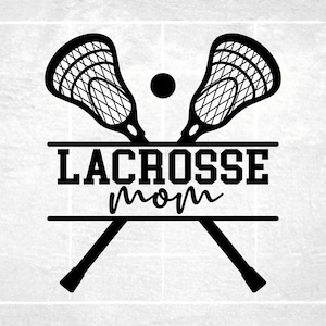 Clipart de esportes: dois bastões de lacrosse pretos divididos e uma bola cortada ao meio com palavras adicionadas "Lacrosse Mom" - download digital SVG e PNG