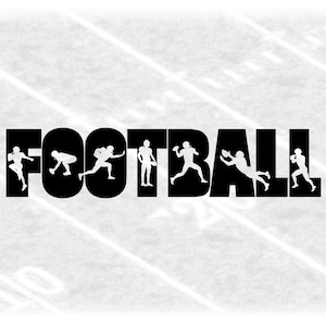 Op de afbeelding: Zwart-witte silhouet van American footballspelers die het woord "FOOTBALL" vormen tegen een witte achtergrond met lijnen die lijken op een American footballveld.