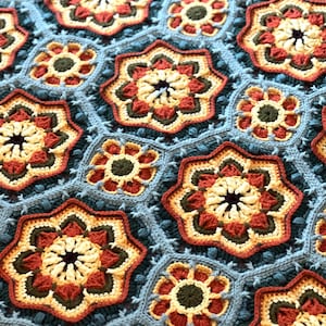 Gazania Splendor Crochet Blanket Patten with Video Tutorials, Octagon Tiles Blanket