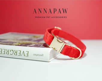 Rotes Hundehalsband mit personalisiertem Namen / ID-Tag, dicker Samtstoff Hochzeit XL Hundehalsband Schleifenset, Luxus Designer Geschenk für Hundeliebhaber und kleine Hunde