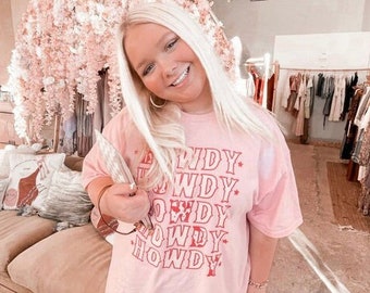 Cow Print Howdy T Shirt Cowgirl Shirt Western Shirt Women Rodeo Bachelorette Howdy Tee Western Wear Western Shirt Western Graphic Tee