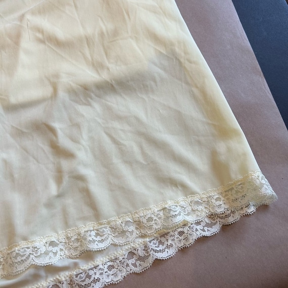 Vintage Yellow Long  Soft Nylon Nightgown Shadowl… - image 6