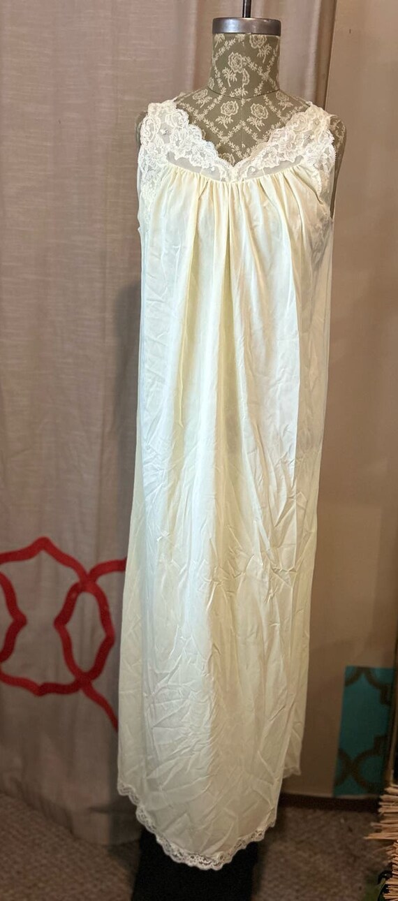 Vintage Yellow Long  Soft Nylon Nightgown Shadowl… - image 2