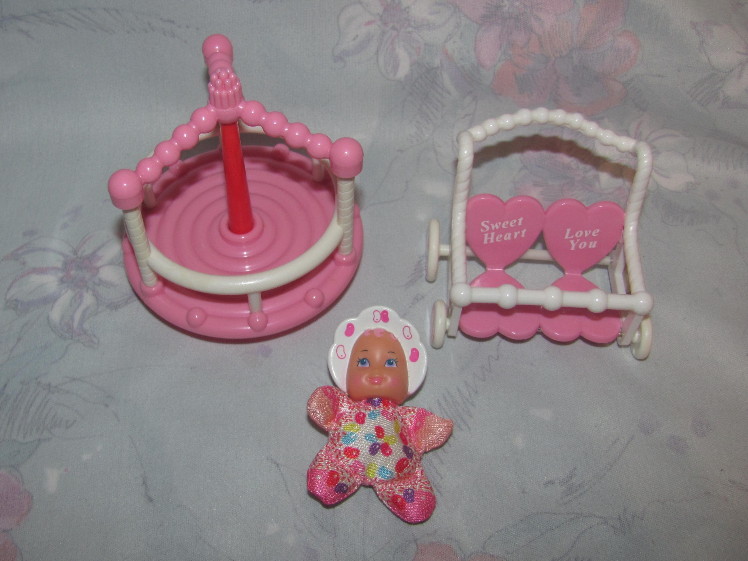 Magic Diaper Babies Galoob: Magic Diaper Babies - LES GOULUS