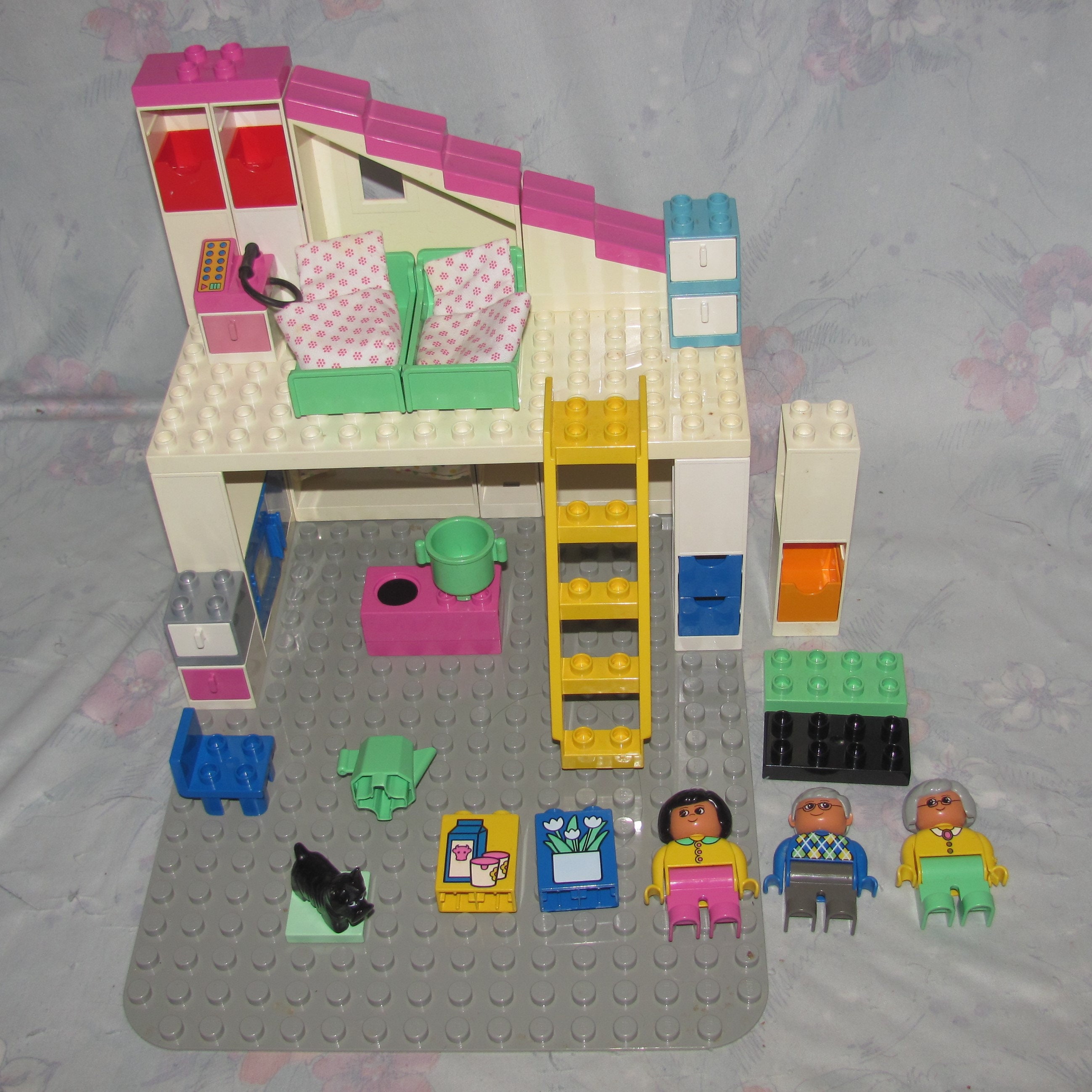 Duplo hotsell vintage house