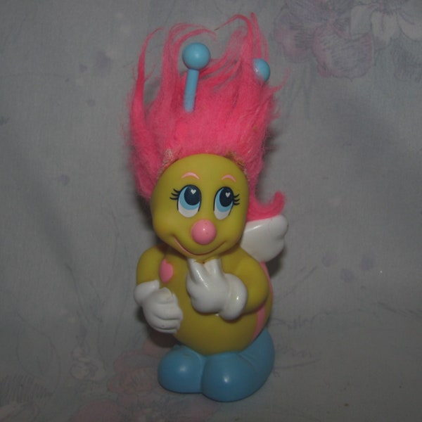 Vintage SnuggleBumms Snugglebugs Snugglepets Button - Bee Pet - Yellow Body, Pink Hair