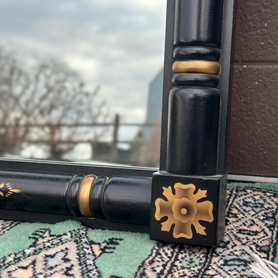 k*i様 限定出品_ロンドンで購入【VINTAGE】MOROCCAN オールドキ Vintage Signed Lambert Hitchcock Black & Gold Petite Wall Mirror