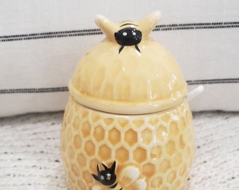 Farm House Style Honey Bee Mini Yellow Jar Collection.