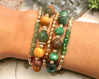 Green Crystal Beaded Bracelet Set, Dainty Bead Gold Bracelet Stack, Wooden Bracelet Crystals & Wood, Green Aventurine, Agate Beaded Bracelet