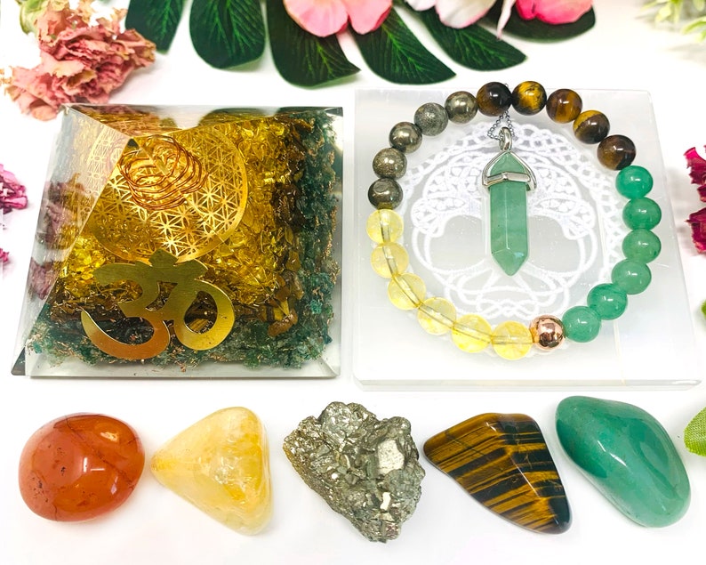 Attract Abundance Money Manifestation Crystal Kit Money Etsy