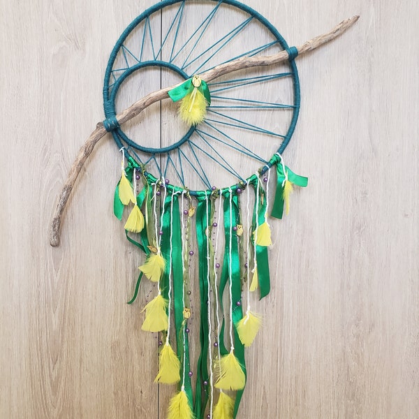 Attrape rêves Dreamcatcher en bois flotté et tissage