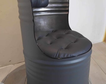 Fauteuil en tonneau baril huile recyclé et simili cuir assise capitonnée