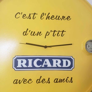 horloge murale en tonneau baril huile ricard totalement personnalisable image 3