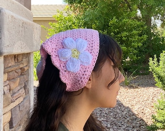 Crochet Daisy Bandanna