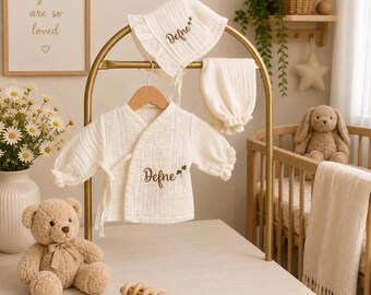 Personalized Baby Going Home Outfit, Muslin Baby Kimono Set with Bonnet, Baby Firts Clothes, Muslin Wrap Top and Pants, Newborn Gifts