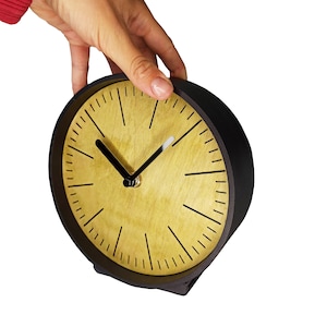 PREMIUM Green WOOD and STEEL midcentury style round desk clock, elegant clock for gift, 6 inch clock Minimalistic, simple, clcassy clock