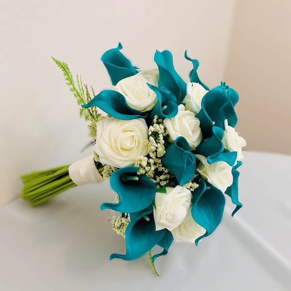 CUSTOM Teal Calla Lily and Ivory Rose Wedding Bouquet, Turquoise Bridal Bouquet, Dark Teal Flower Arrangement, Beach Wedding, Peacock Blue
