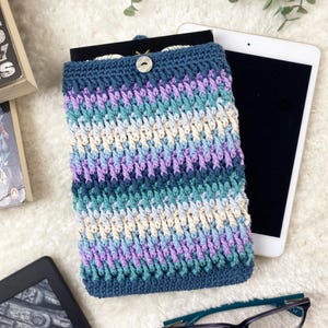 Crochet Book Sleeve Pattern / Alpine Book Cover / PDF Download