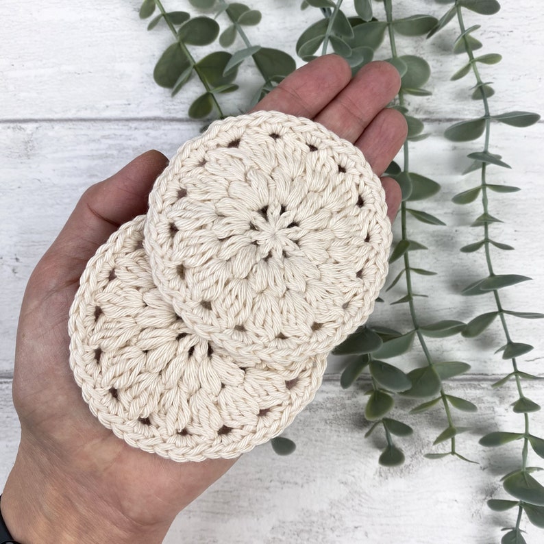 Crochet Face Scrubby Pattern / Floral Face Scrubby / PDF Download - Etsy
