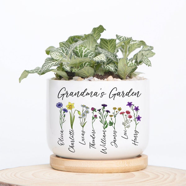 Custom Birth Month Flowers Grandma Plant Pot, Custom Grandma's Garden Plant Pot, Grandma and Grandkids Flower Pot, Mother's Day Gifts
