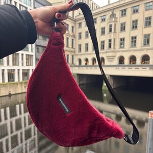 Tasche Fake Fur burgunderrot Umhängetasche