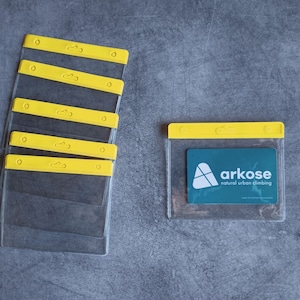 PVC Badge Houder 95 x 110 mm Horizontale Gele Hoofdband