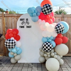 Kit arco ghirlanda di palloncini a tema auto da corsa Decorazione di compleanno per ragazzo Due articoli per feste veloci Decorazioni per baby shower Decorazioni per feste per auto da corsa