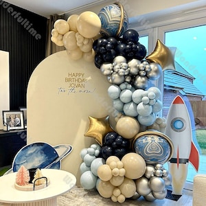 136pcs Space Theme Balloons Garland Gold Blue Silver Balloons Astronaut Birthday Two The Moon Baby Shower Gender Reveal Galaxy Themed Party