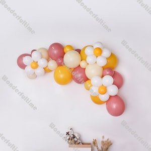 Daisy Balloon Garland Kit,Balloon Arch,Flower Party Decor,Summer Birthday Party,Two Groovy Party,Baby Shower,Lemon,White,Yellow,Dusty Pink