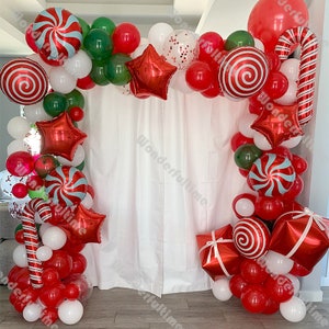108pcs Matte Red Dark Green Balloon Garland Arch Kit 2022 Christmas Decoration Gift Box Crutch Candy Windmill Design Balloons New Year Decor