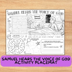 Puede incluir: Mantel individual de actividades en blanco y negro titulado "Samuel escucha la voz de Dios". El mantel individual presenta una búsqueda de palabras, un laberinto y un dibujo de Samuel en la cama. El texto incluye "Habla, Señor, que tu siervo escucha" y "¿Cómo puedes escuchar a Dios?"
