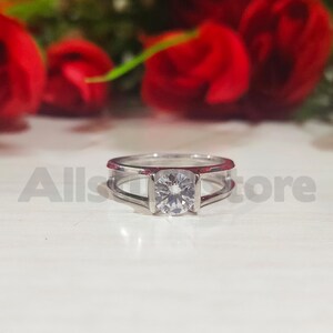 Moissanite Solitaire Ring: 1.00 Ct Round Cut, White Gold Finish