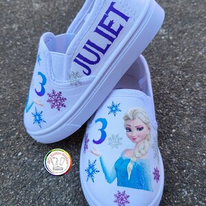 Zapatos personalizados para niña Frozen/Frozen custom shoes/zapatos frozen/Frozen shoes/Zapatos de Elsa frozen/Zapatos Ana frozen/Elsa shoes