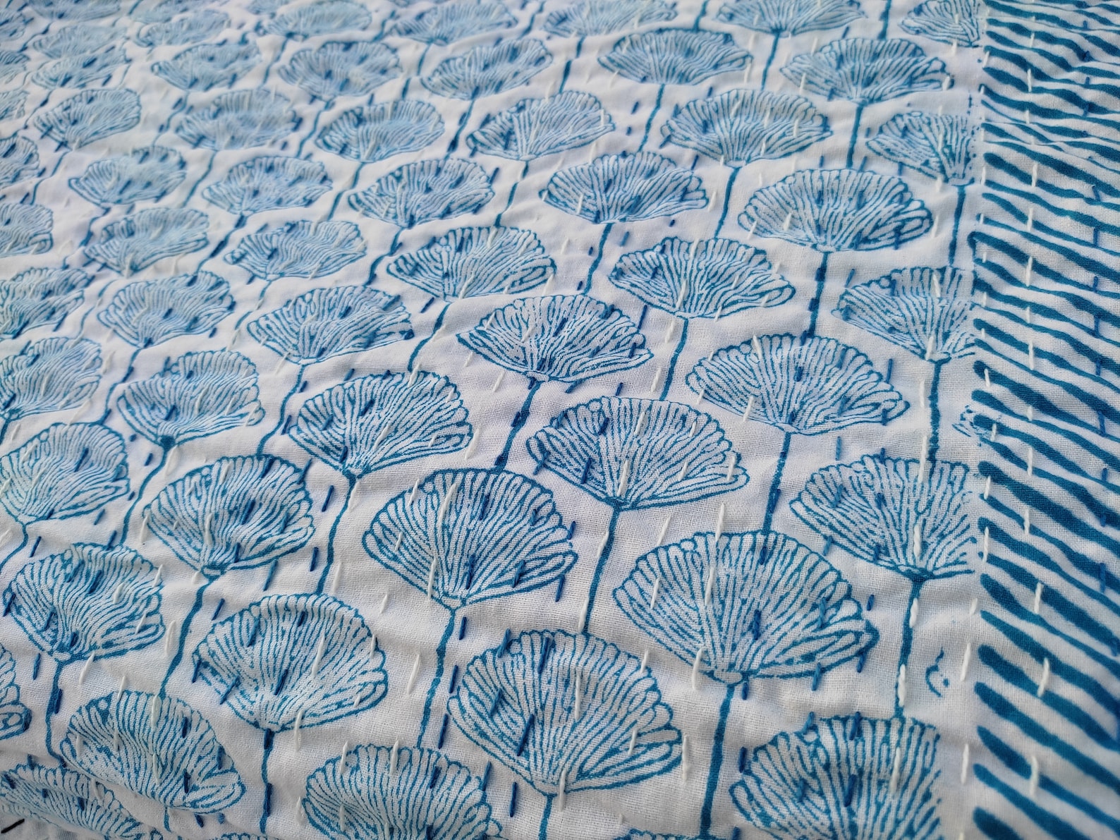 Blue Seashell Indian Print Kantha Quilt, Handmade Block Print Bedspread, Reversible Cotton Blanket, Coastal Boho Bedding Throw, Indian Quilt - 60x90 inches