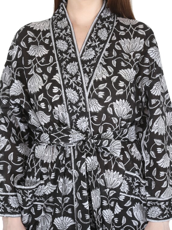Monochrome Leaf Pattern - Lightweight Cotton Lounge Wear Elegant Black and White Floral Kimono Robe - Sophisticated