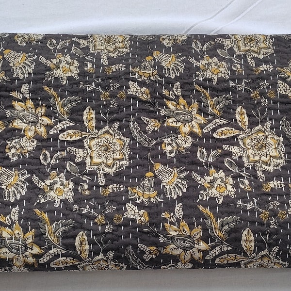 Handmade Black Floral Kantha Quilt – Cotton Block Print Bedspread, Soft Lightweight Blanket for Bedroom, Sofa & Cozy Home Décor