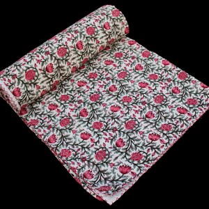 Pink Floral Kantha Quilt Red Floral Touch Indian Block Kantha Quilt, Handmade Block Print Cotton Bedspread, Reversible Boho Blanket Throw