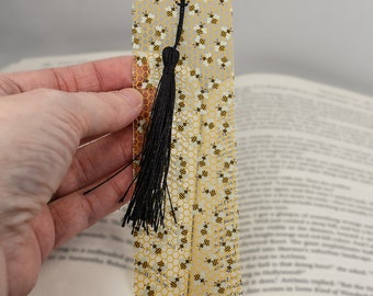 Cute Bookmark with Honeycomb is used for teacher gifts basket or unique bookmarks for a book lover gift box or Honeycomb bee keeper gifts