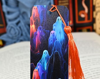 Melting Ghosts Bookmark – Spooky Gothic Halloween Ghost Bookish Gift for Readers