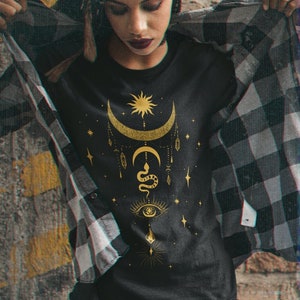 Stars Moon Sun tshirt • Celestial minimalist t-shirt • Mystical Spiritual Boho tee • Moon phases shirt • Witchy clothing •  Witch top•