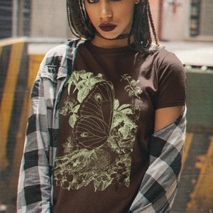 Victorian Fairy Techno T-shirt • Fairycore Top • Fairygrunge tshirt • Vintage Khaky Brown Unisex Top • Grunge Goth Goblincore Clothing