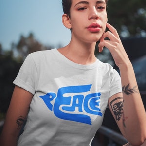 Peace dove shirt • Anti war tshirt • Make love not war top • Hippie • Political activism • Pacifism t-shirt • Say no to war •