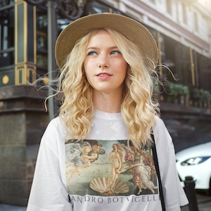 Botticelli T-shirt • The Birth of Venus • Renaissance art • Vintage Aesthetic • Art History Clothes • Unisex • Pastel Arthoe