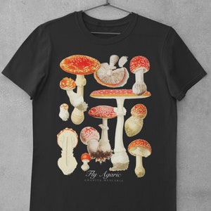 Toadstool Botanical shirt • Red Mushroom art tshirt • Fly Agaric illustration • 90s vintage aesthetic • Soft Grunge Gothic • Cottagecore