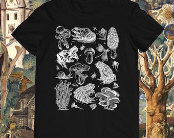 Mushrooms Frogs and Bugs Botanical art tshirt • Goblincore aesthetic shirt • Vintage Mushroom Frog fungi • Witchy Fairycore Nature Goth top